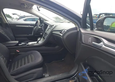 2014 Ford Fusion Se z USA, uszkodzony, nr VIN 3FA6P0H70ER112835